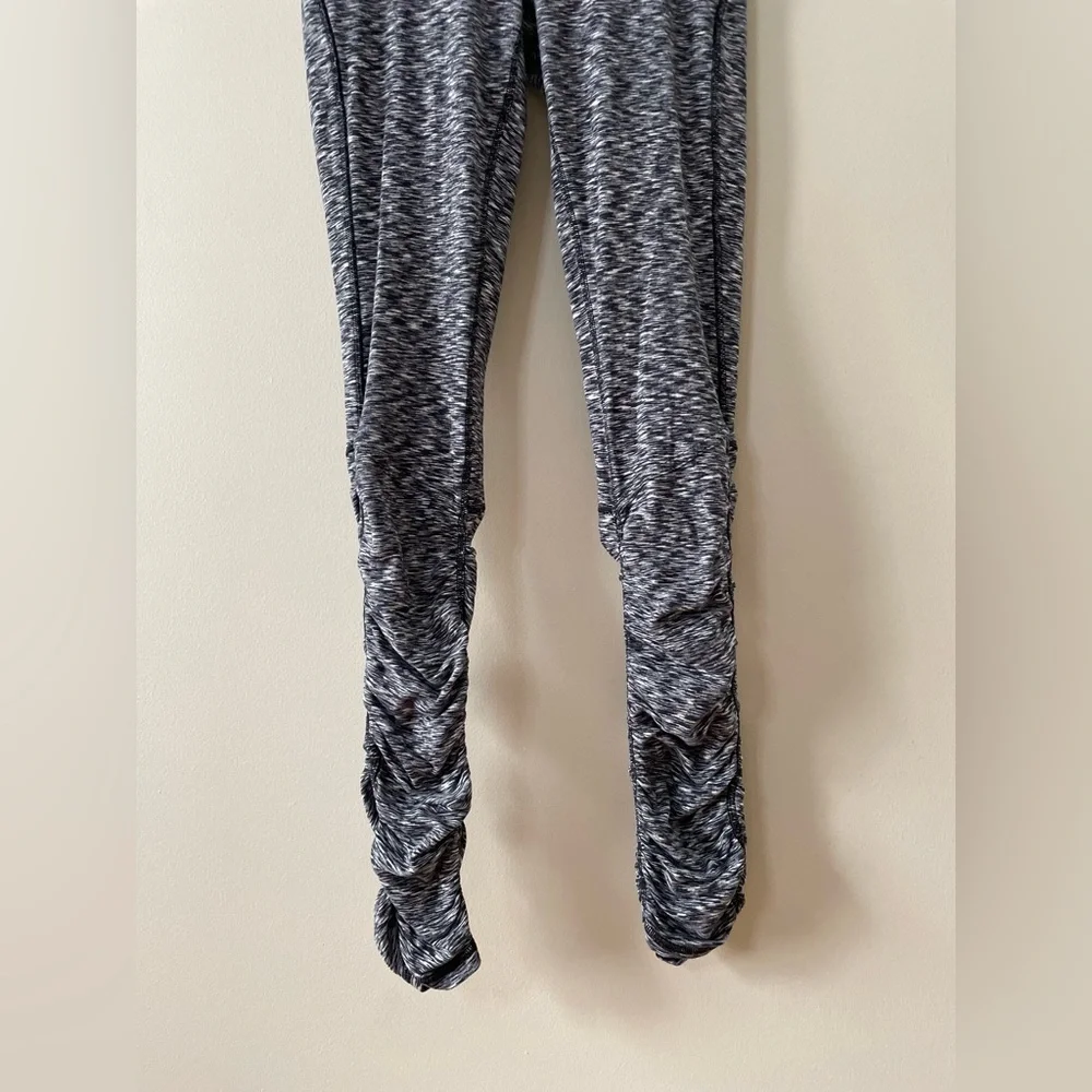 LULULEMON Ready To Rulu Tight 28” Spaced Out Space Dye Black White Size 6